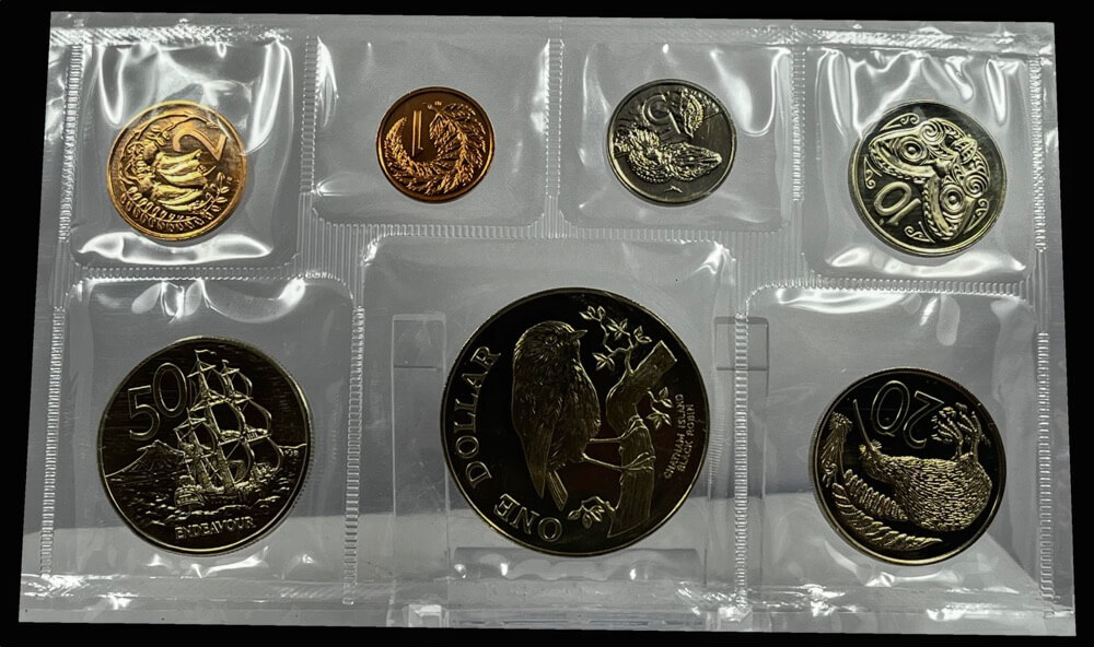 New Zealand 1984 Uncirculated Coin Set - Chatham Island Black Robin product image