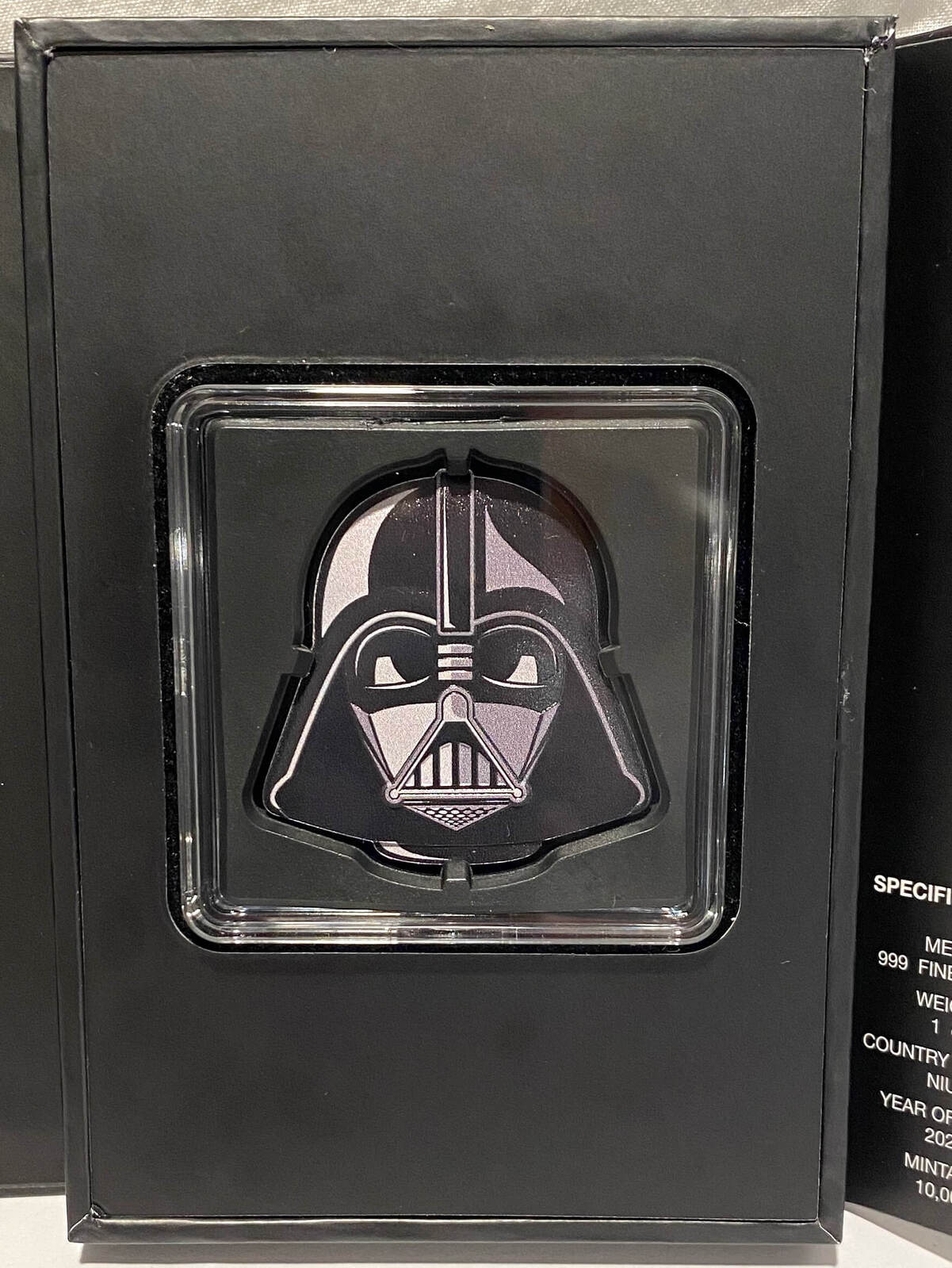 Niue 2021 Silver 1oz Shaped Coin Star Wars - Darth Vader product image