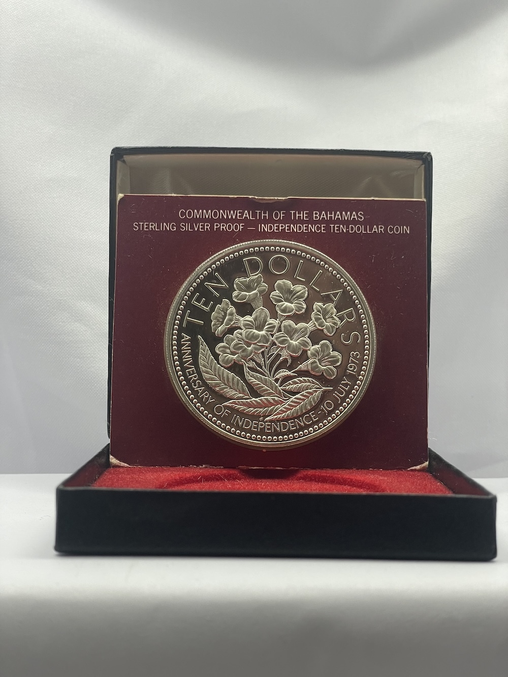 Bahamas 1975 Silver 10 Dollar Proof Coin KM#76a Independence product image