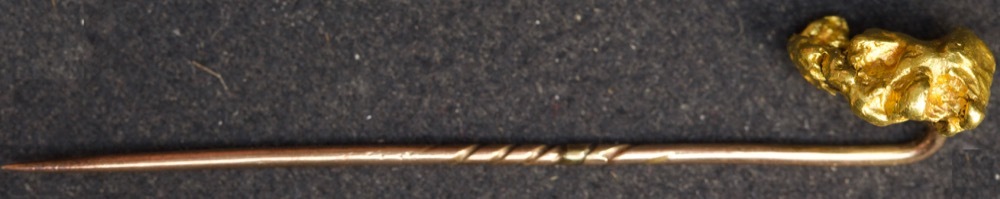 Natural Gold Nugget on Gold Pin 6.44g