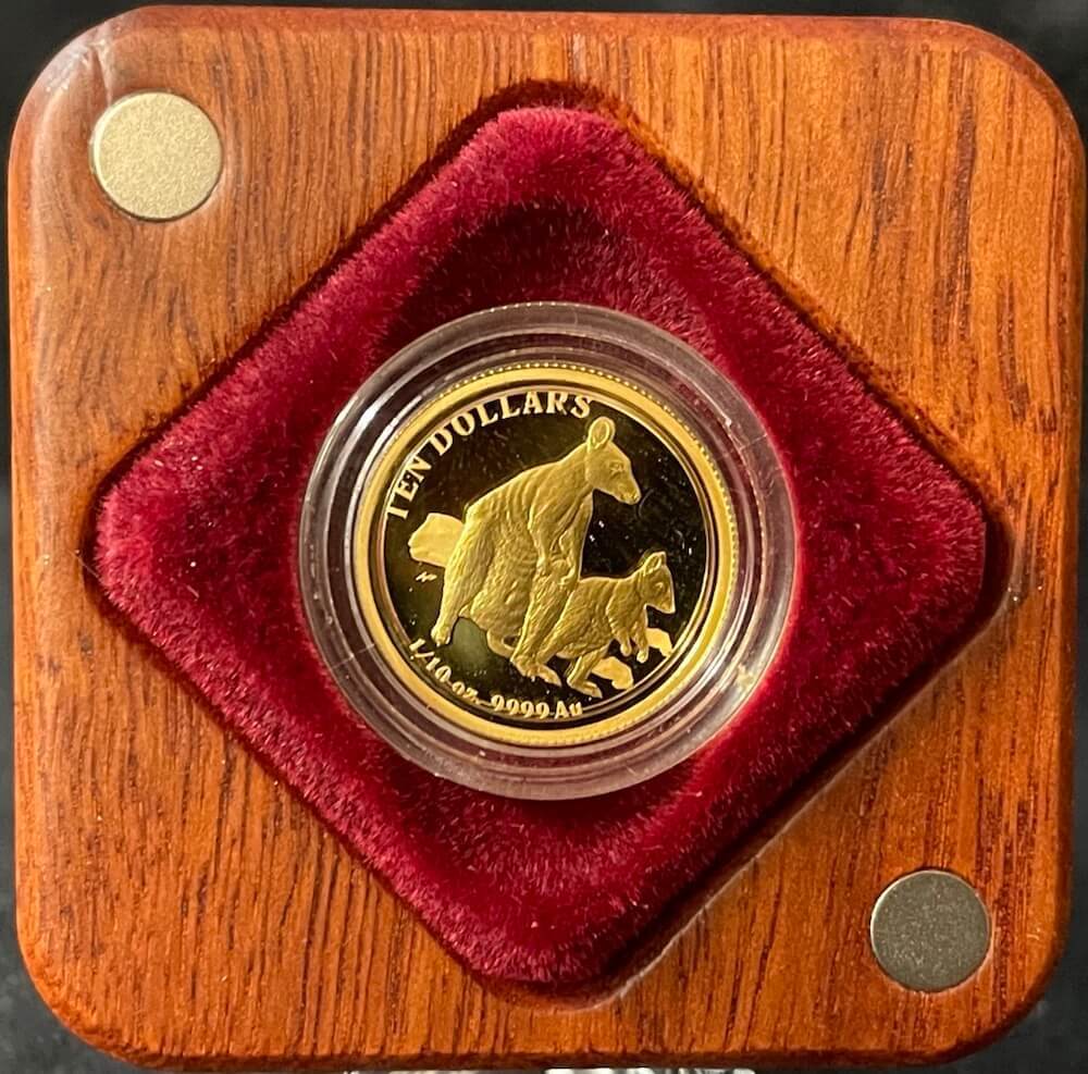 2011 Ten Dollar Gold Proof Coin Kangaroo