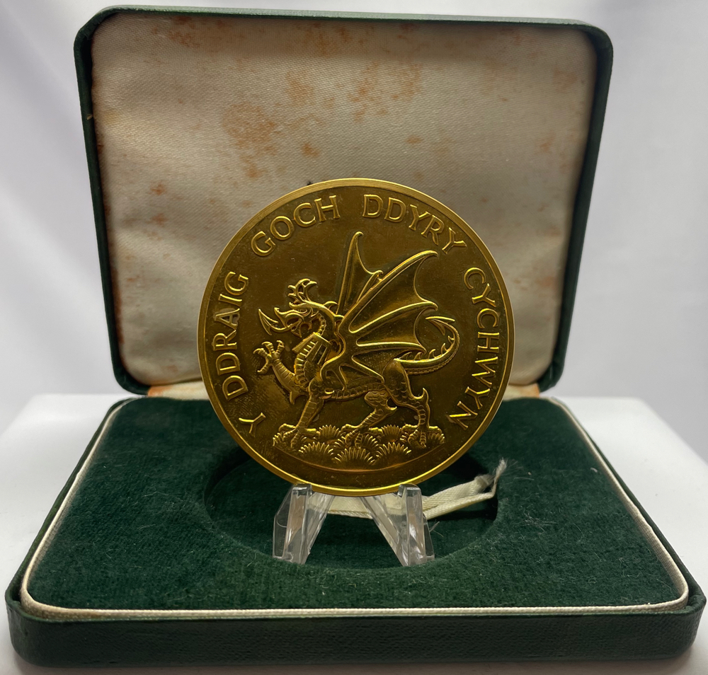 1969 Royal Mint Gilt Bronze 58mm Prince of Wales Investiture Medal