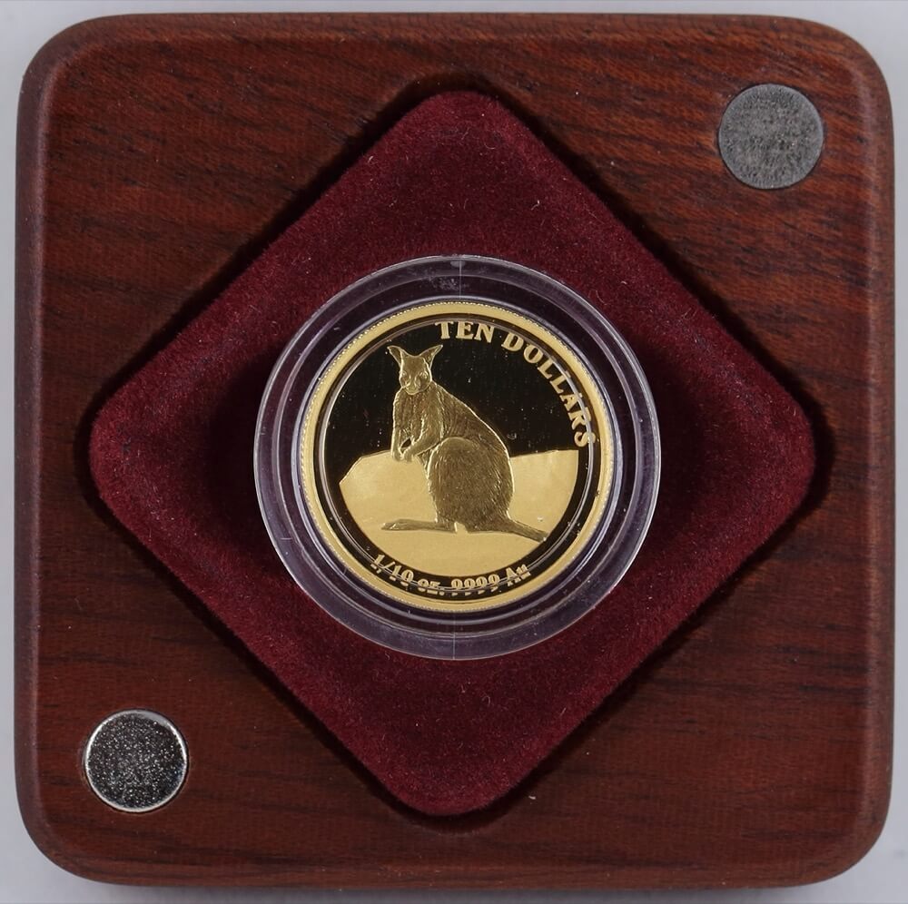 2012 Ten Dollar Gold Proof Kangaroo - Mareeba Rock Wallaby