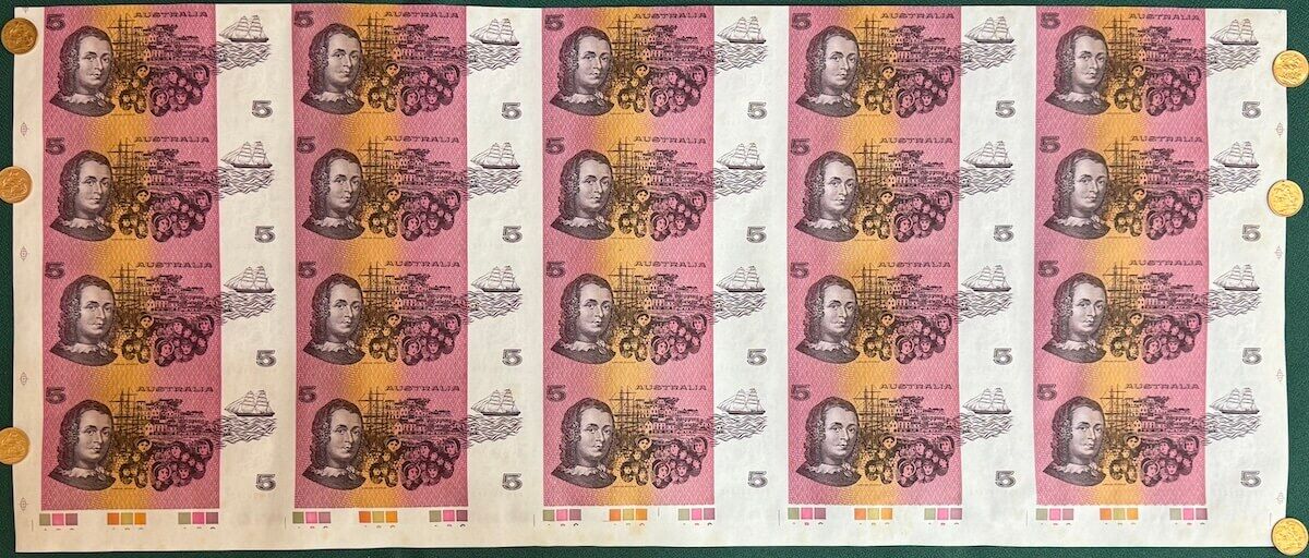 1990 5 Dollar Uncut Half Sheet of 20 Notes Fraser Higgins