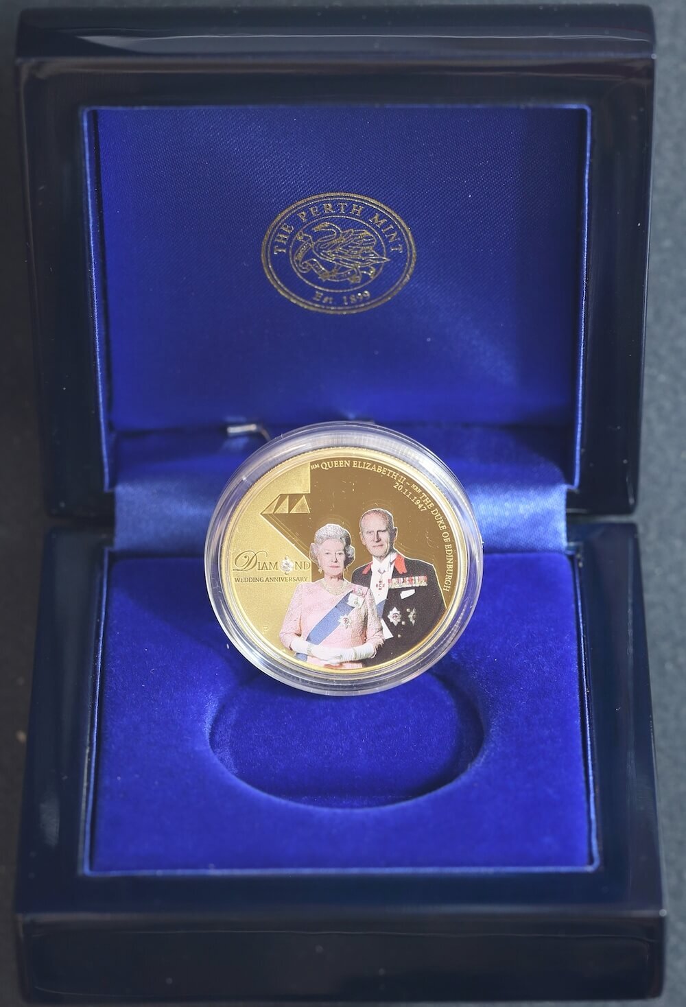 2007 Gold One Ounce Proof Coin Diamond Wedding - Missing Outer Sleeve product image