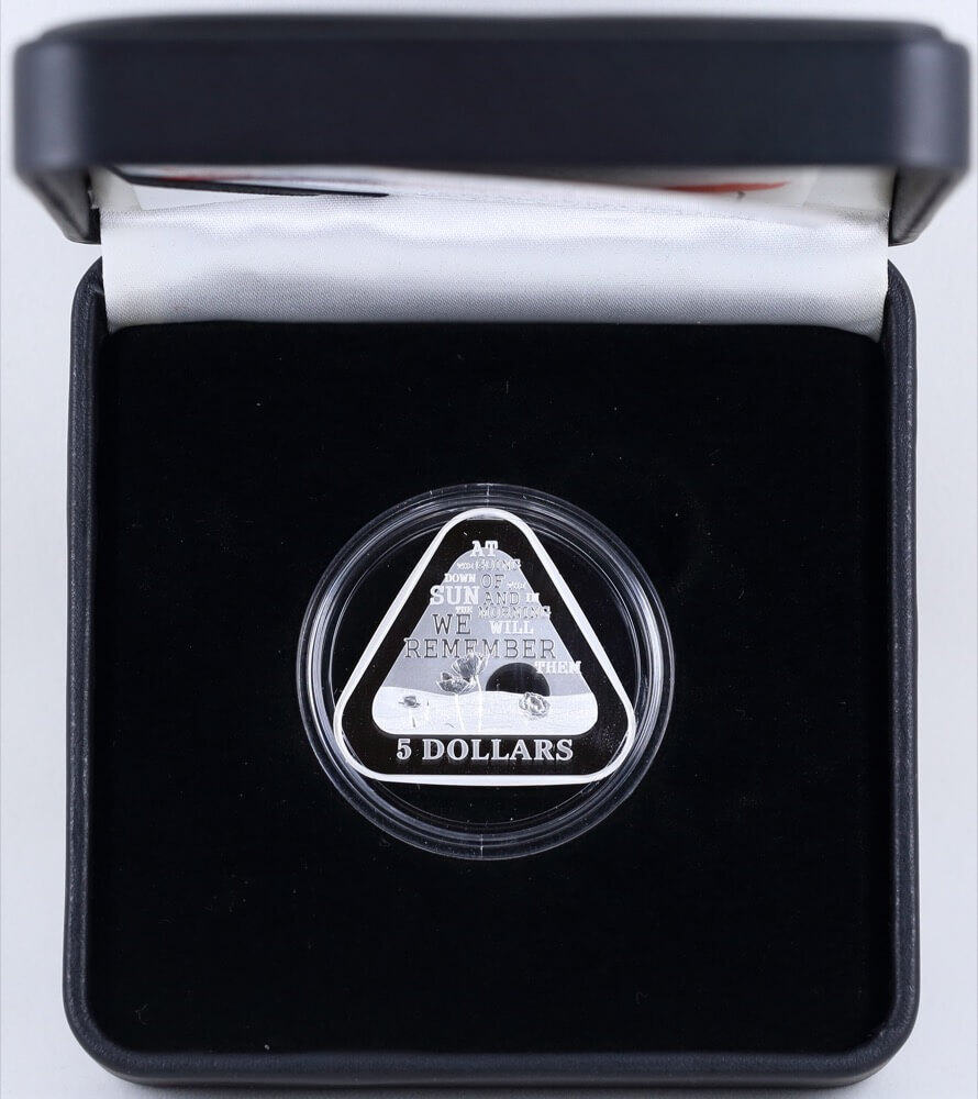 2014 Silver 5 Dollar Triangular Proof Coin Lest We Forget product image