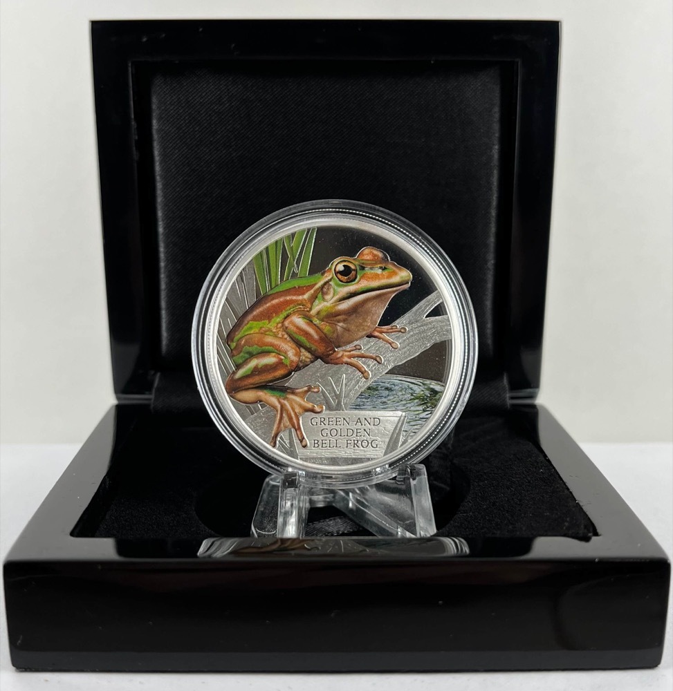 Tuvalu 2017 Silver 1 Dollar Proof - Green and Golden Bell Frog product image