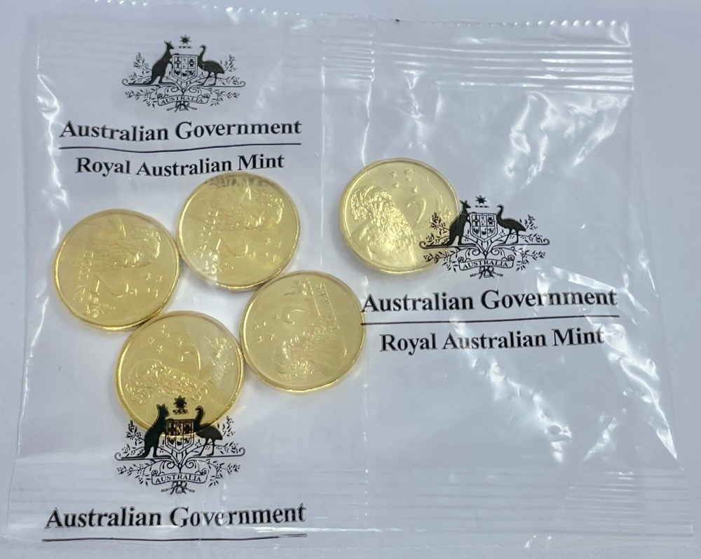 2016 Mint Bag of 5 Uncirculated $2 Coins Changeover product image