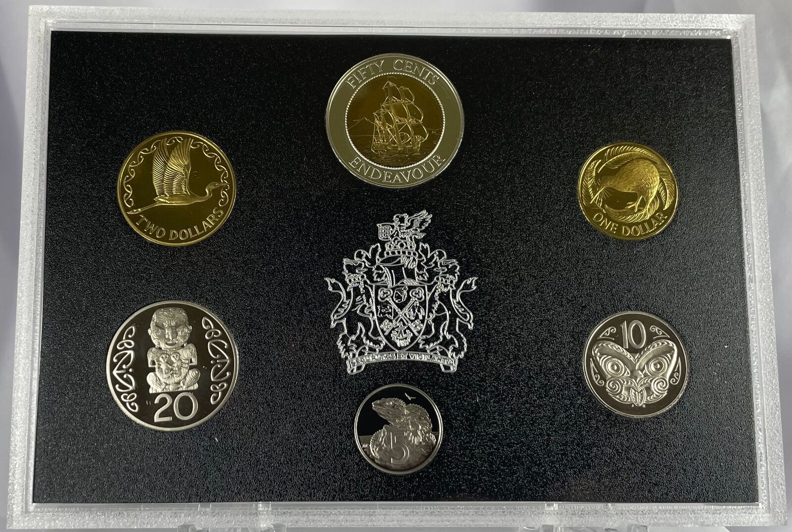 New Zealand 1994 Proof Coin Set Bimetal Endeavour product image
