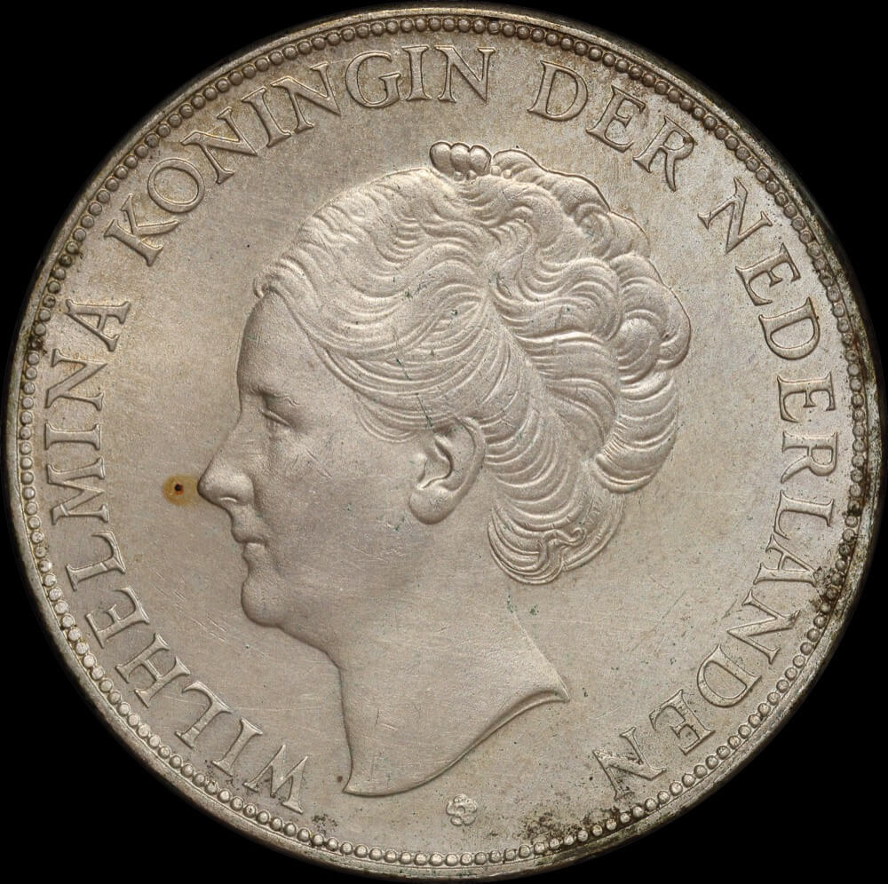 Netherlands 1930 Silver 2.5 Gulden KM#165 Wilhelmina Uncirculated product image