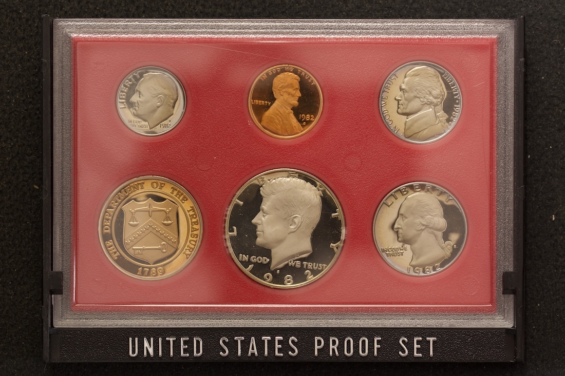 United States 1982 Proof Coin Set product image