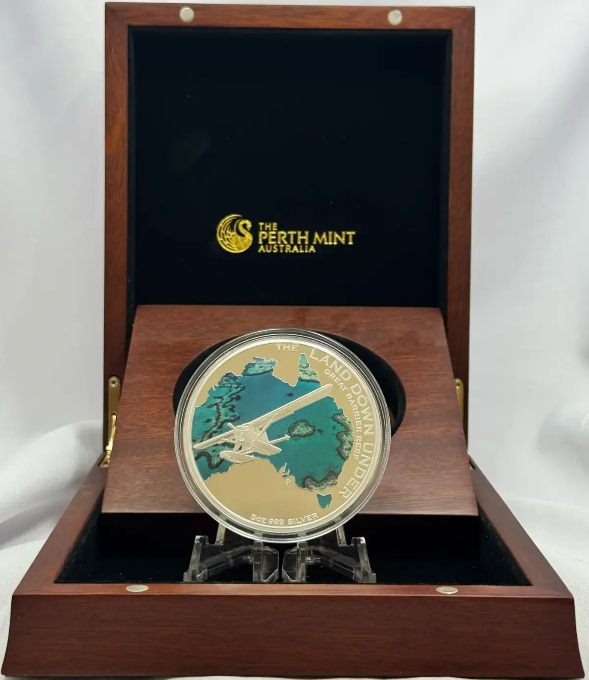 2014 Silver 5oz Proof Coin Land Down Under Great Barrier Reef