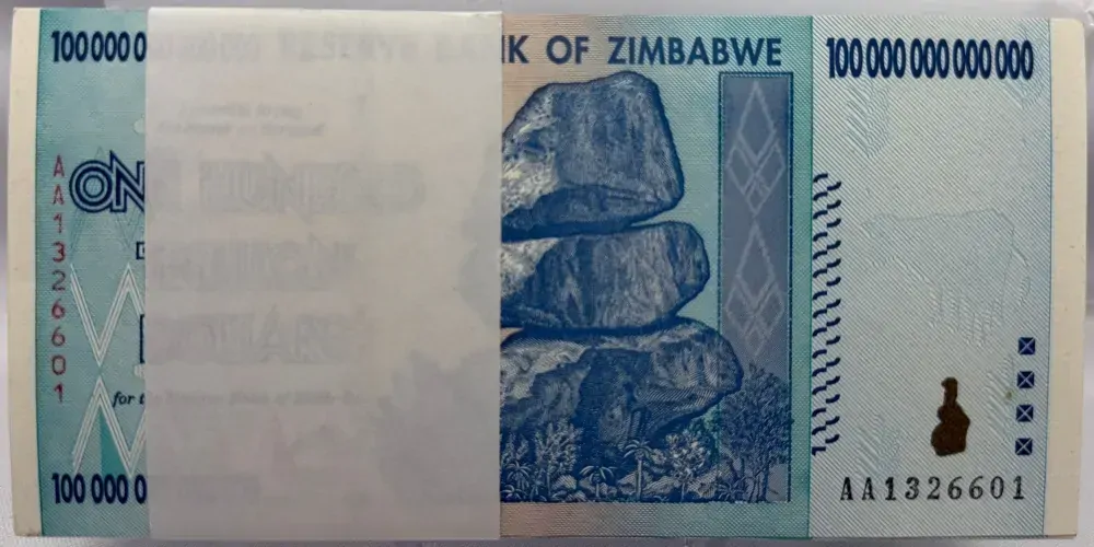 Zimbabwe 2008 100 Trillion Dollars Bundle of 100 Notes Uncirculated