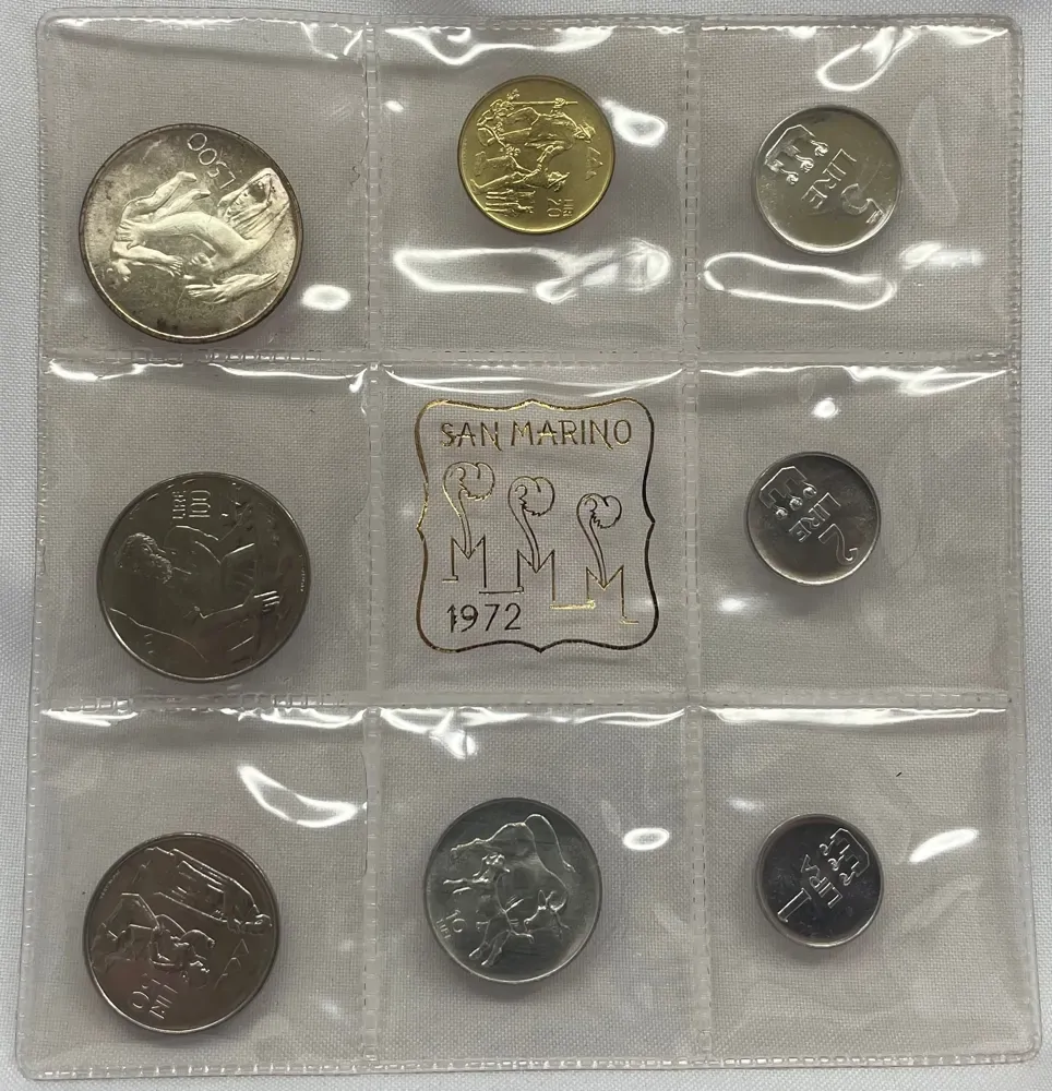 San Marino 1972 Uncirculated Coin Set includes Silver 500 Lire  product image