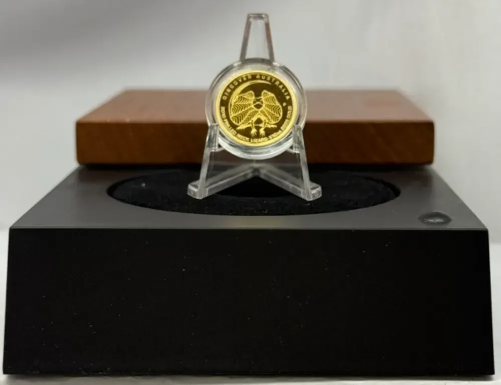 2010 Gold 1/10oz Proof Coin Discover Australia Frill Necked Lizard