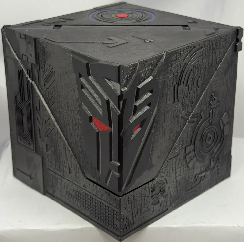 2014 Silver 1 Ounce Proof Coin Transformers Lockdown