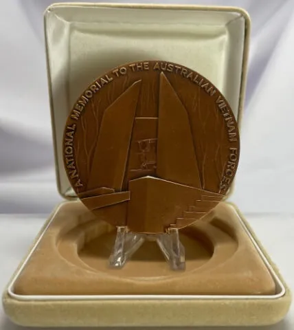 1992 Australian Vietnam Forces National Memorial Commemorative Bronze Medallion