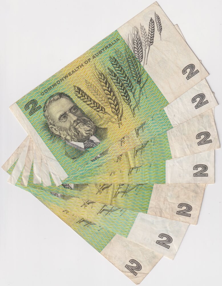 Commonwealth of Australia Paper $2 Note Issued 1966 ~ 1975 Decent Condition