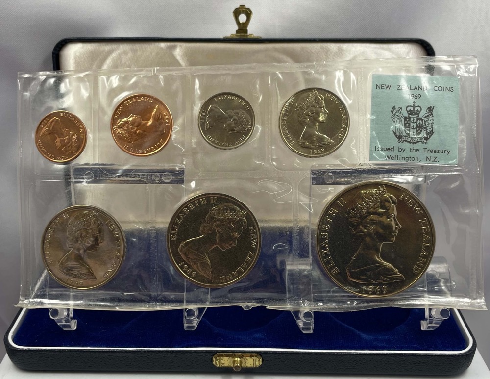 New Zealand 1969 Silver Polished 7 Coin Set - James Cook Bicentenary product image