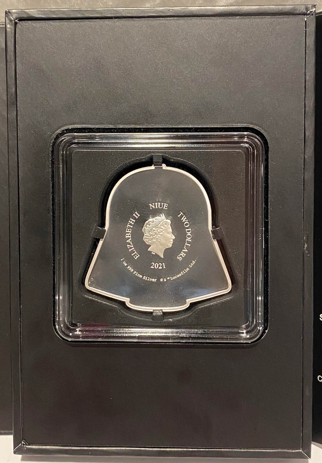 Niue 2021 Silver 1oz Shaped Coin Star Wars - Darth Vader product image