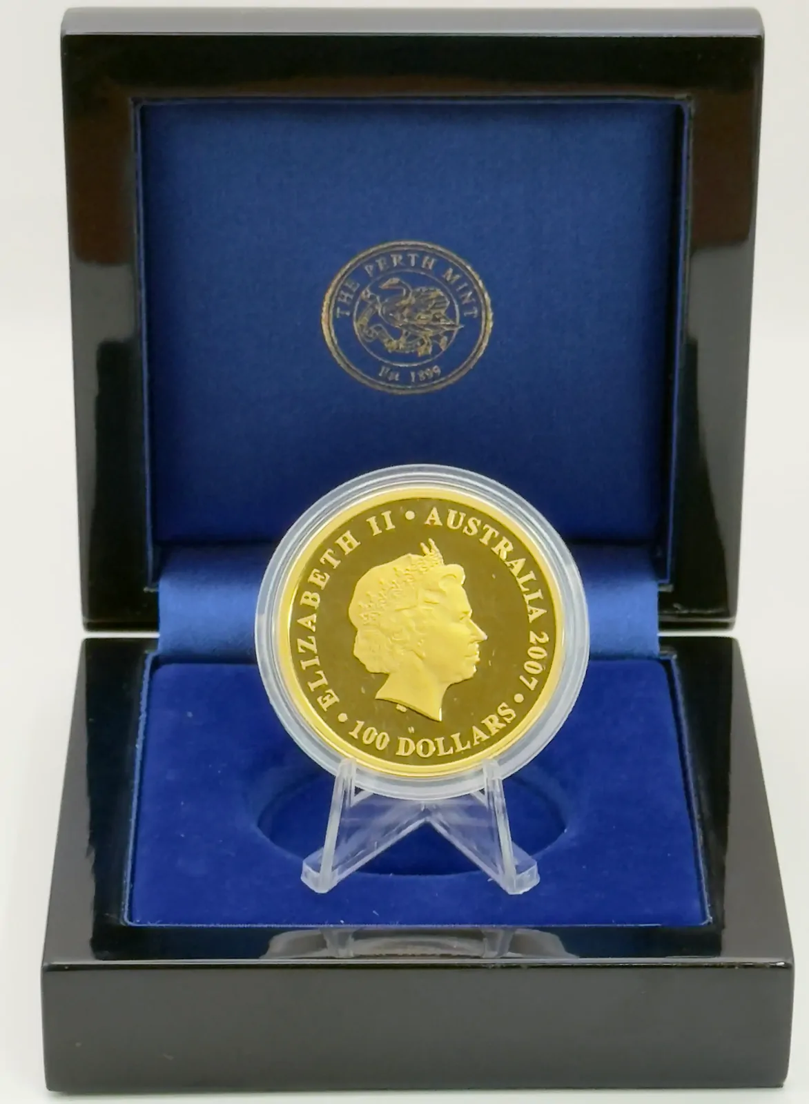 2007 Gold One Ounce Proof Coin Queen Elizabeth II Diamond Wedding Anniversary product image