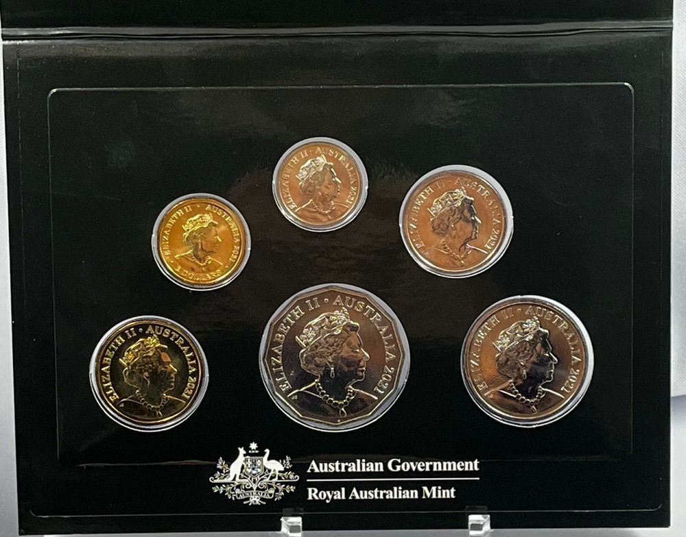 Australia 2021 Uncirculated Mint Coin Set Aboriginal Flag product image
