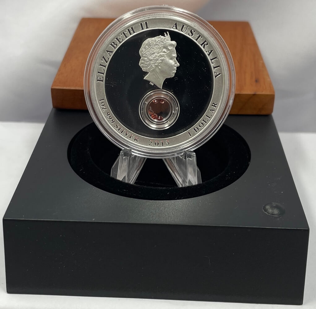 2013 Silver 1oz Proof Coin Treasures of the World - Europe Garnet product image