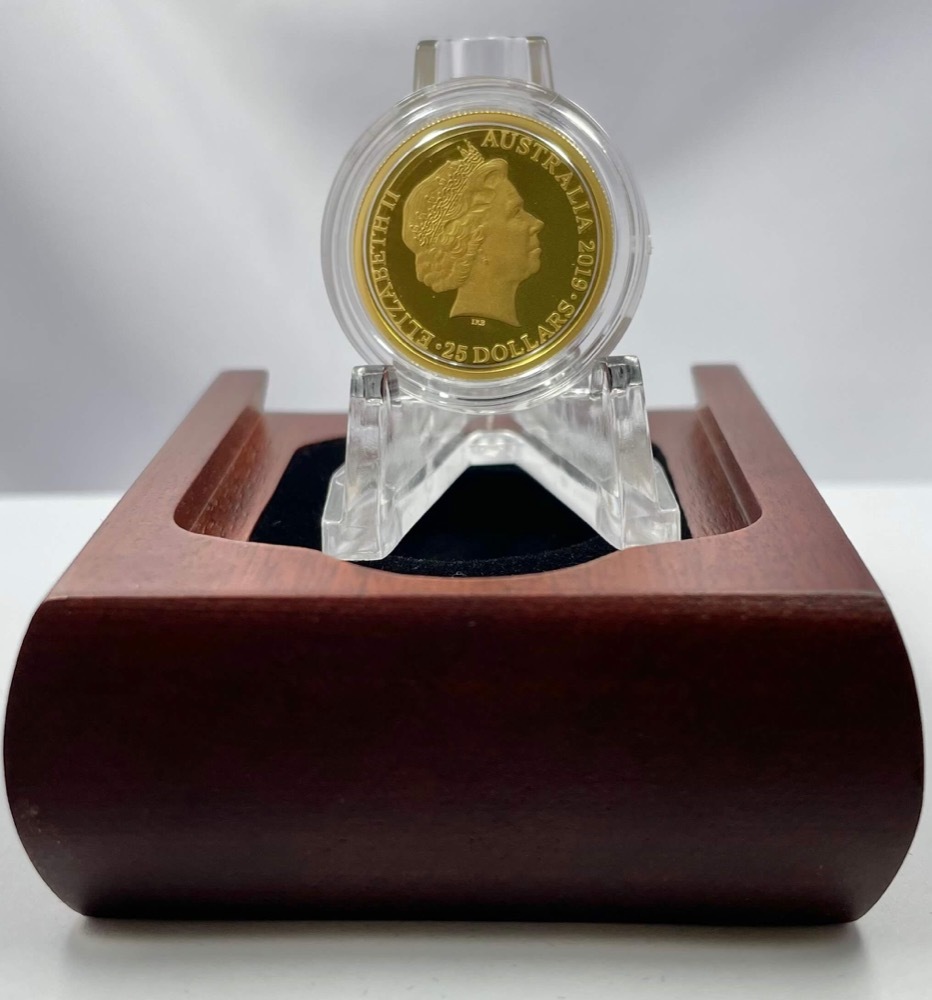 2019 $25 Gold Proof Coin Kangaroo at Sunset product image