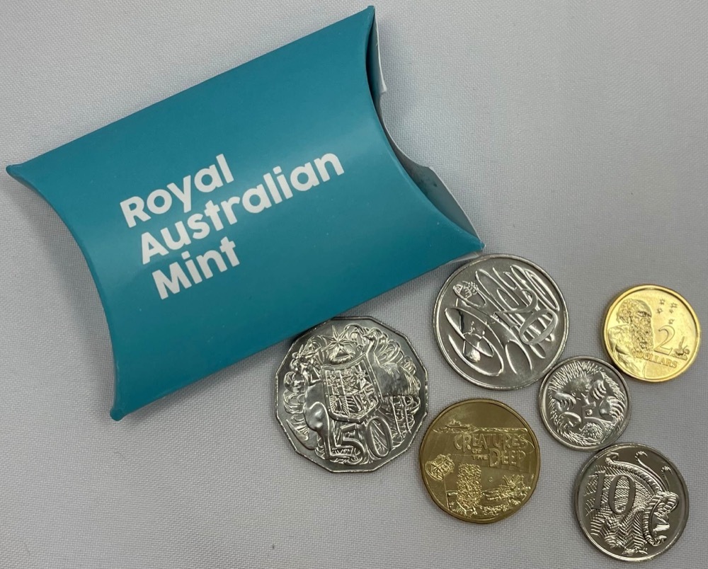 2022 Creatures of The Deep Lunch Kit product image