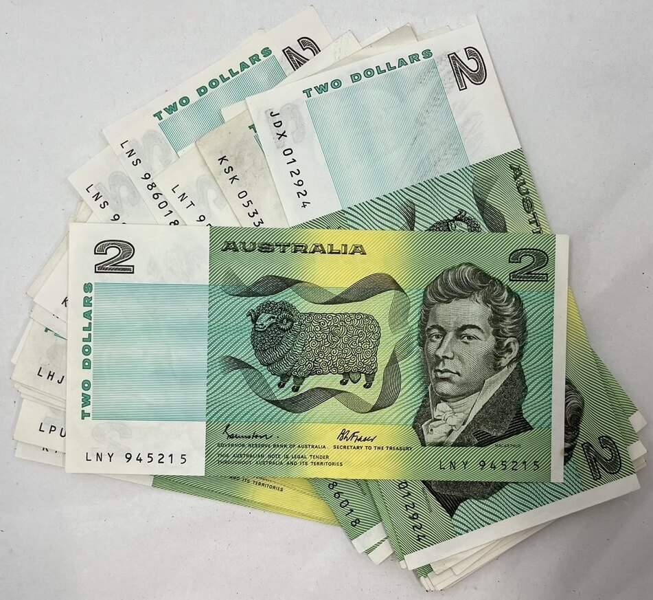 Bundle of 100 Circulated Australian Paper $2 Notes product image