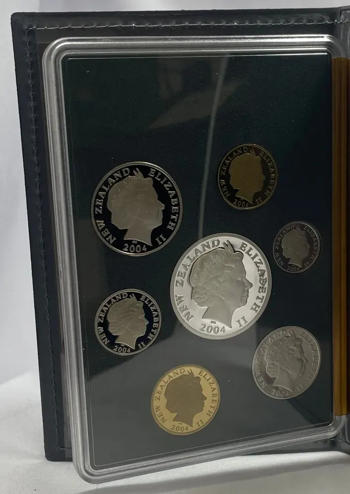 New Zealand 2004 Proof Coin Set Chatham Island Taiko product image
