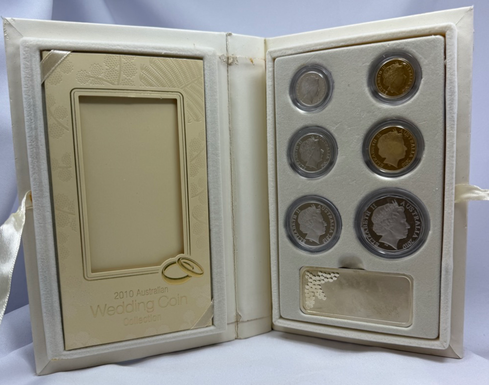 2010 Wedding Coin Set Damaged Packaging product image