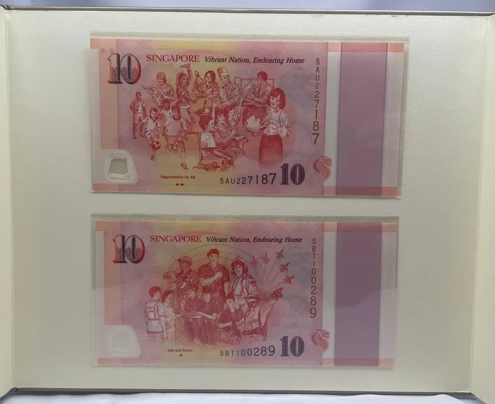 Singapore 2015 SG50 Commemorative Banknote Folder product image