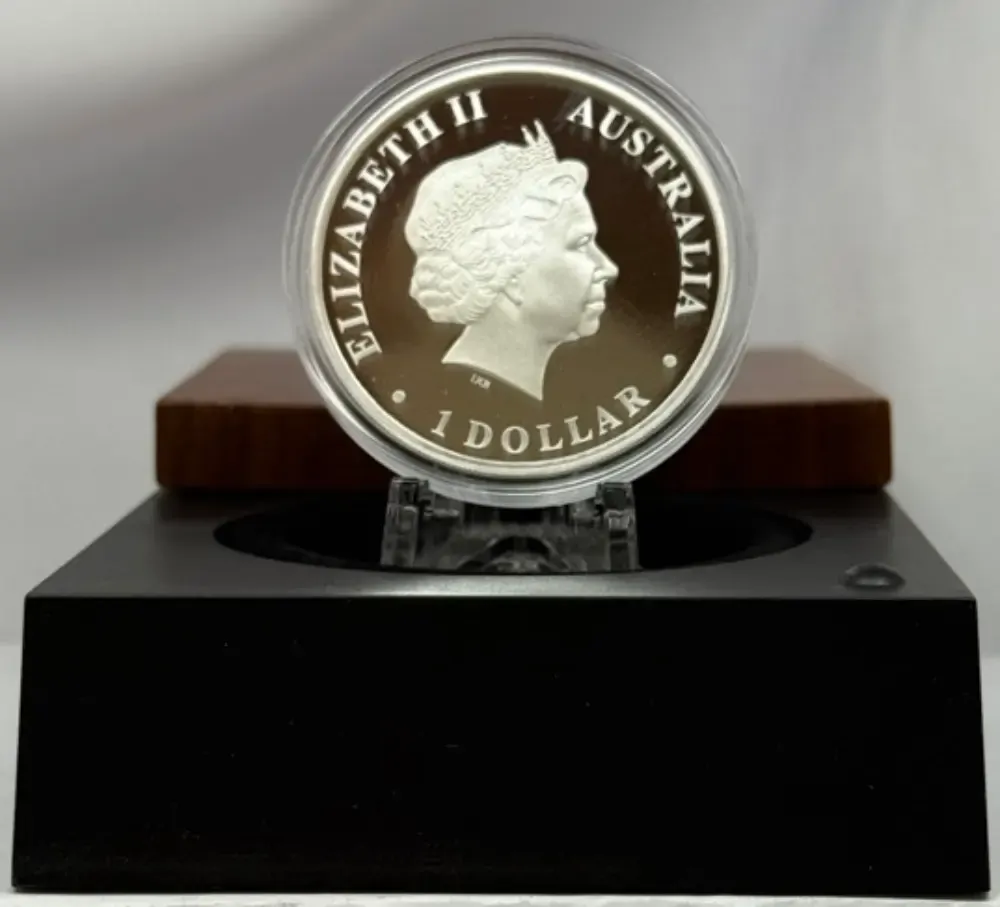 2011 Silver 1 Ounce Proof Coin Discover Australia - Great White Shark product image