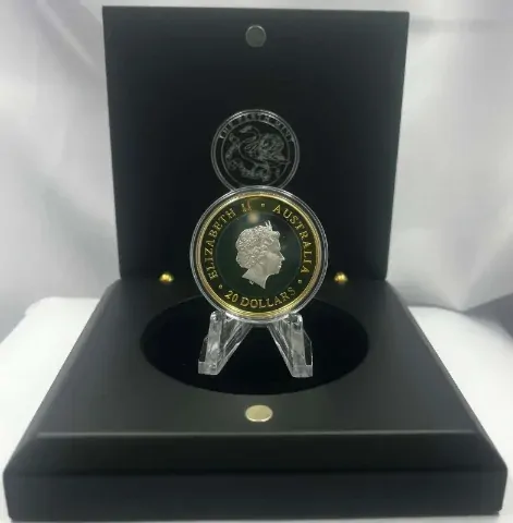 2001 Gold Bimetal Twenty Dollar Proof Coin Gregorian Calendar product image