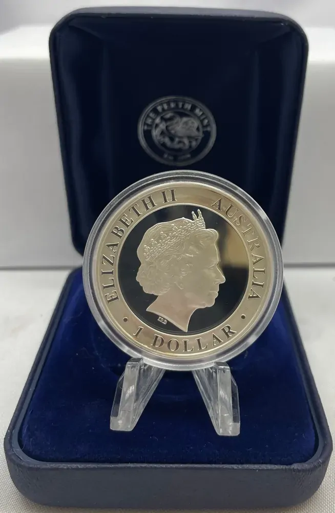 2004 Silver 1 Ounce Proof Coin First Moon Walk product image