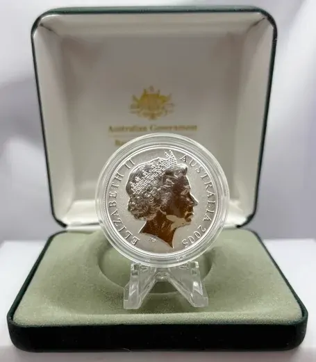 2005 Silver 1 Dollar Kangaroo Gold Plated Spirit of Australia product image