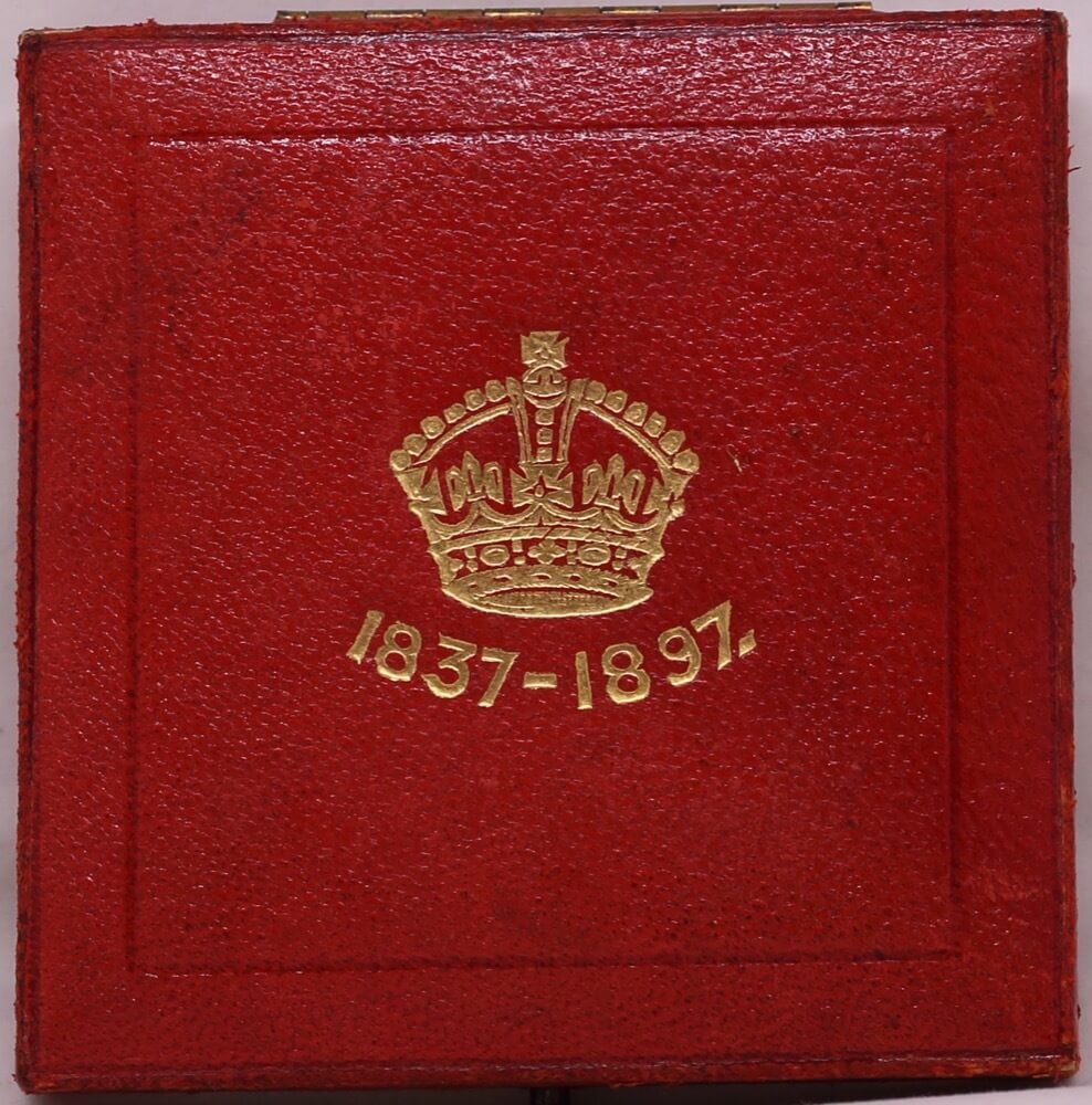 Great Britain Silver Medallion 1897 Queen Victoria Diamond Jubilee 56mm in Presentation Case of Issue product image