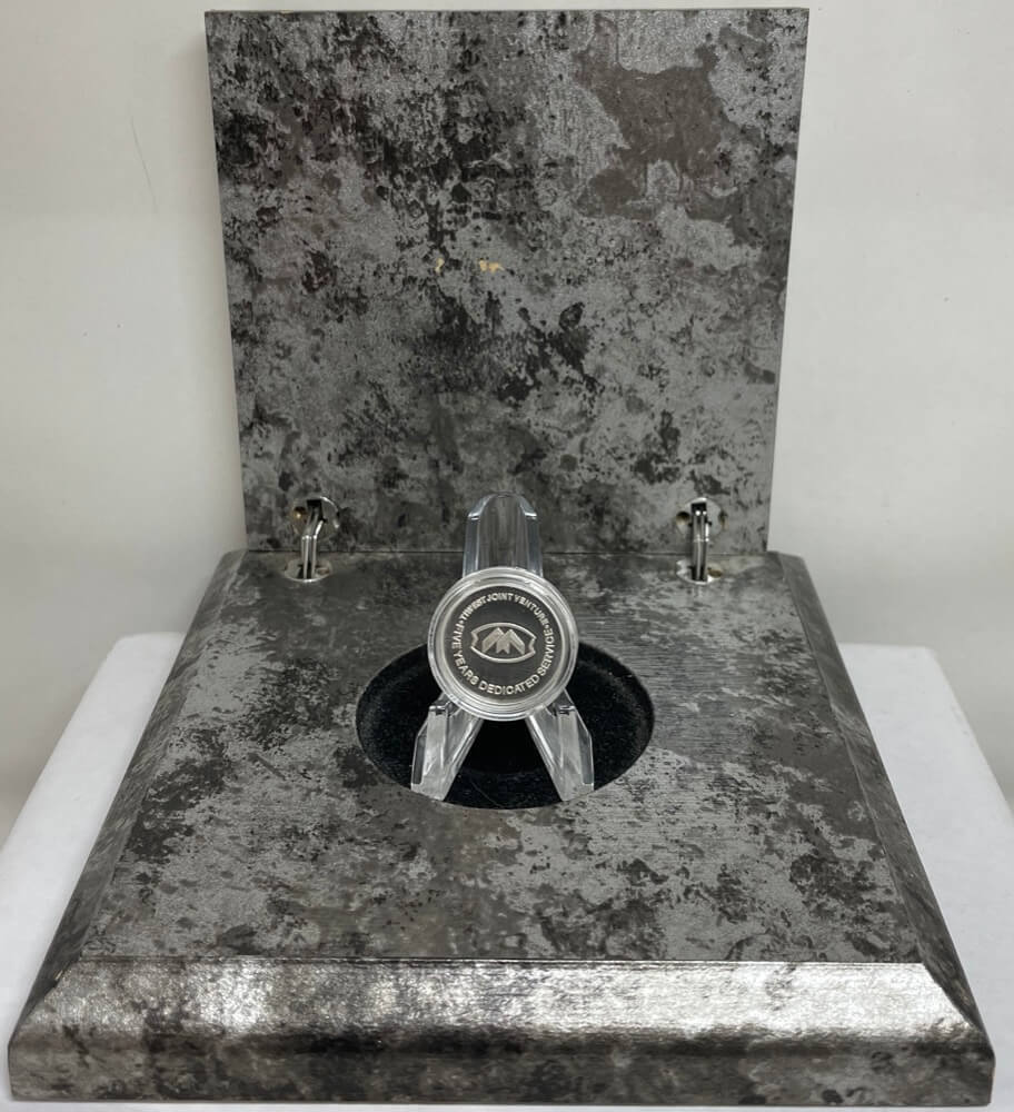 1988 Gold 1/4oz Medal Tiwest Joint Venture 10 Years of Service product image