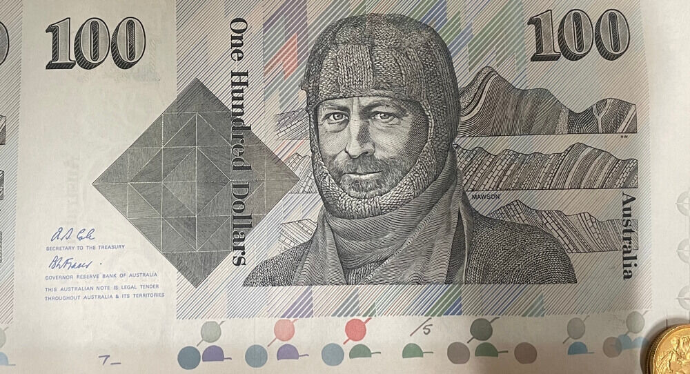 1995 100 Dollar Uncut Sheet of 32 Paper Notes product image