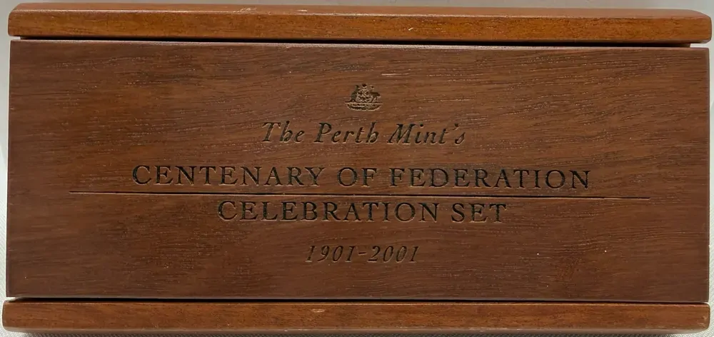 2001 Gold Centenary of Federation Celebration Set Sovereign & 1/4 Ounce Nugget  product image