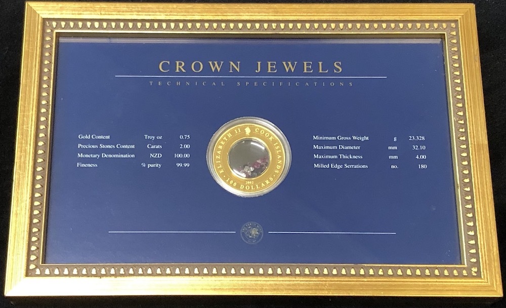 Cook Islands 2002 Gold Proof 100 Dollars Crown Jewels Locket product image