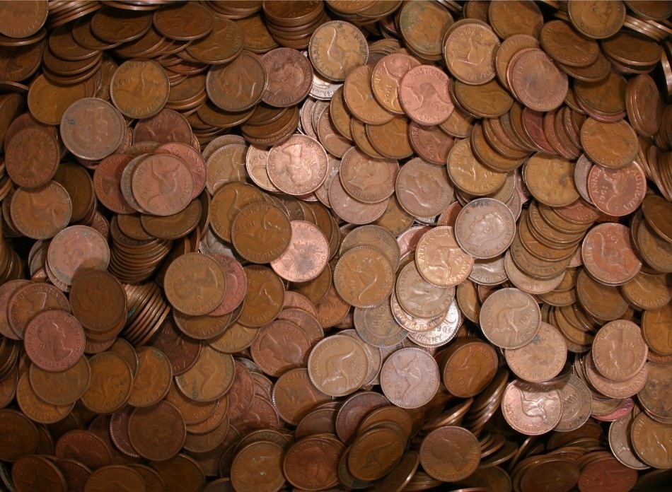 Bulk Lot of 300 Australian Pennies (2.86kg) product image