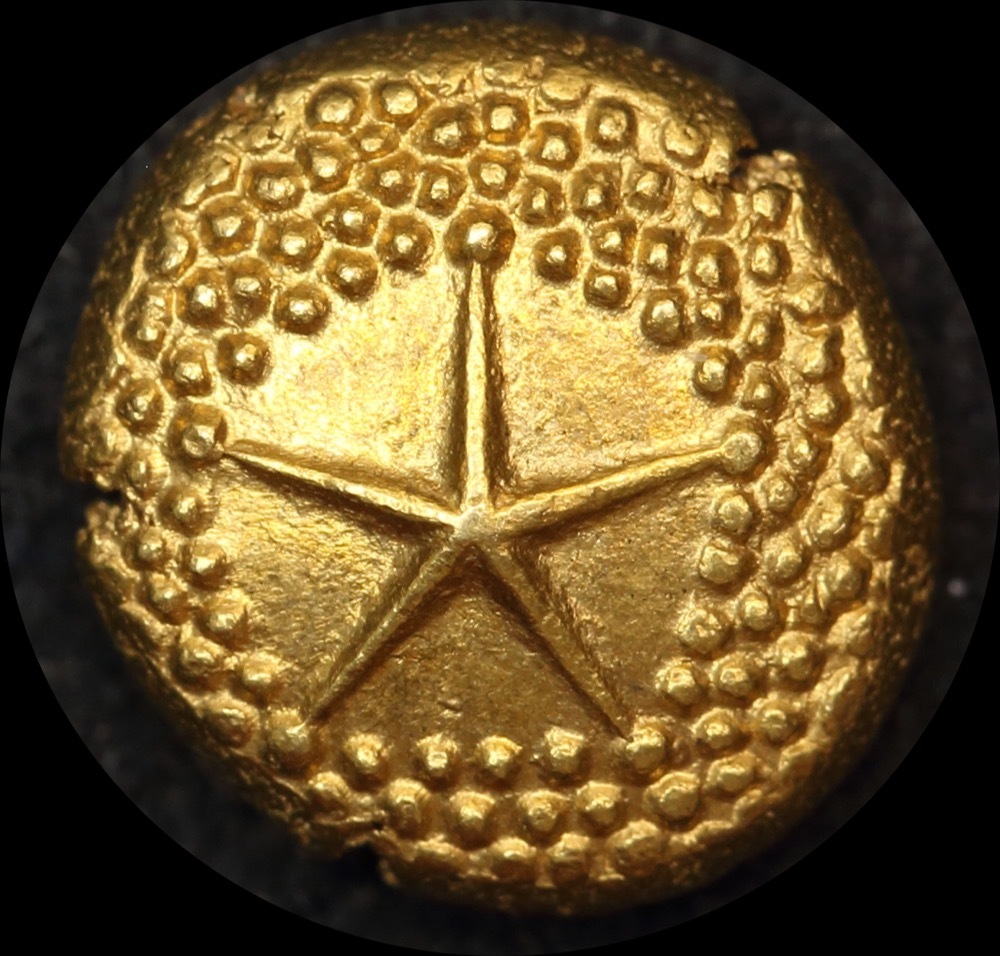 India (British EIC - Madras) 1740~1807 Gold Star Pagoda KM# 303 good EF product image