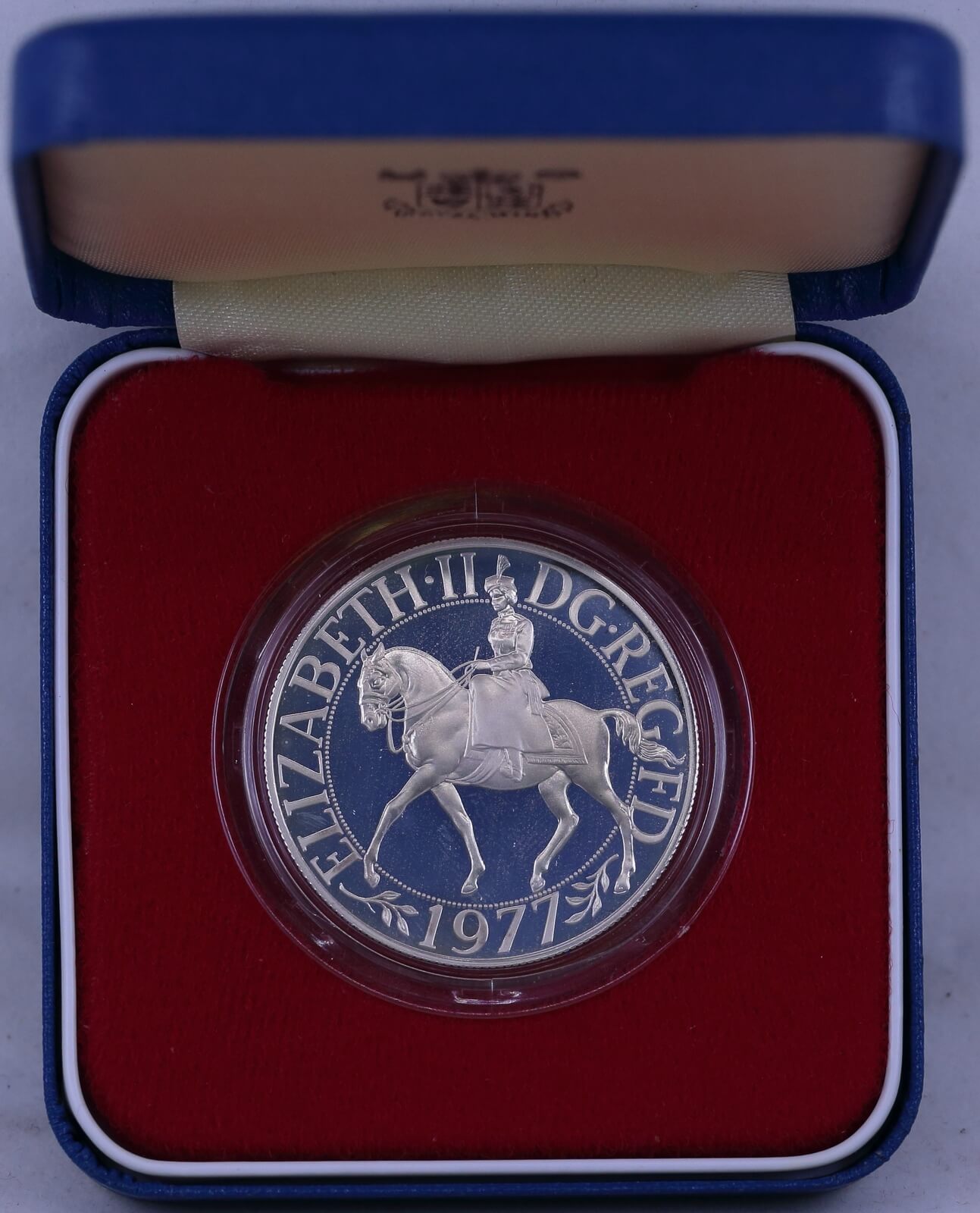 1977 Silver 25 Pence Coin Jubilee Commemorative In Case product image