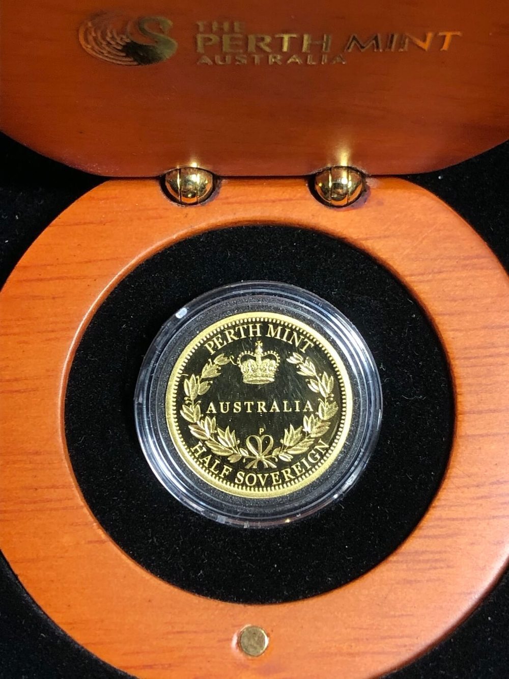 2015 Perth Mint Proof Gold Half Sovereign product image