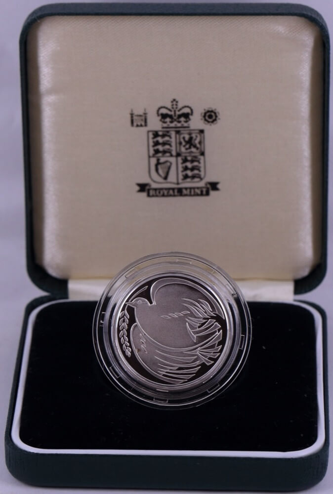 1995 Silver 2 Pound Proof Coin Elizabeth II S#K5 WWII 50th Anniversary - Dove product image