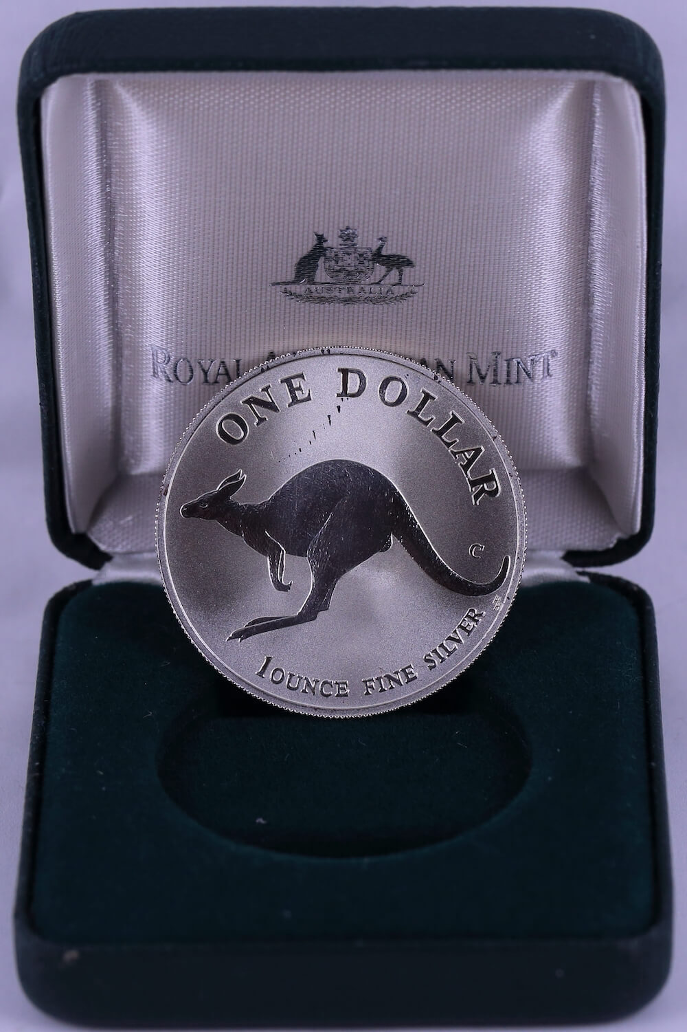 1998 One Dollar Silver Kangaroo Unc Coin In Box Bouncing Joey product image