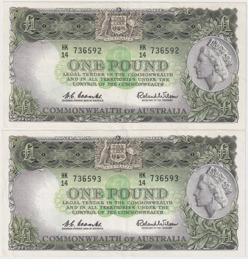 1961 One Pound Consecutive Pair Coombs/Wilson R34B good EF product image