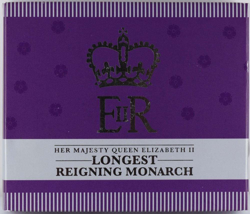 2015 Silver Intaglio 1oz Coin Longest Reigning Monarch product image